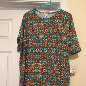 Small Lularoe Irma (New with Tags)